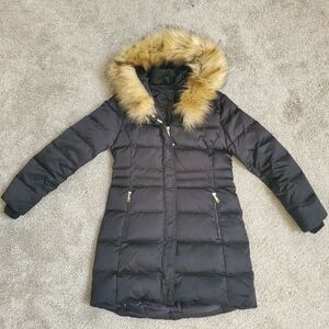 Tahari Black Down Puffer Jacket with Faux Fur Trim Women's Sz medium
